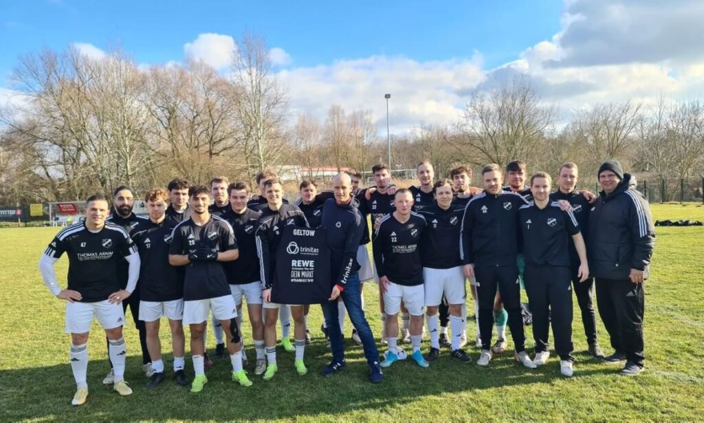 Fußballmannschaft vom SG Geltow